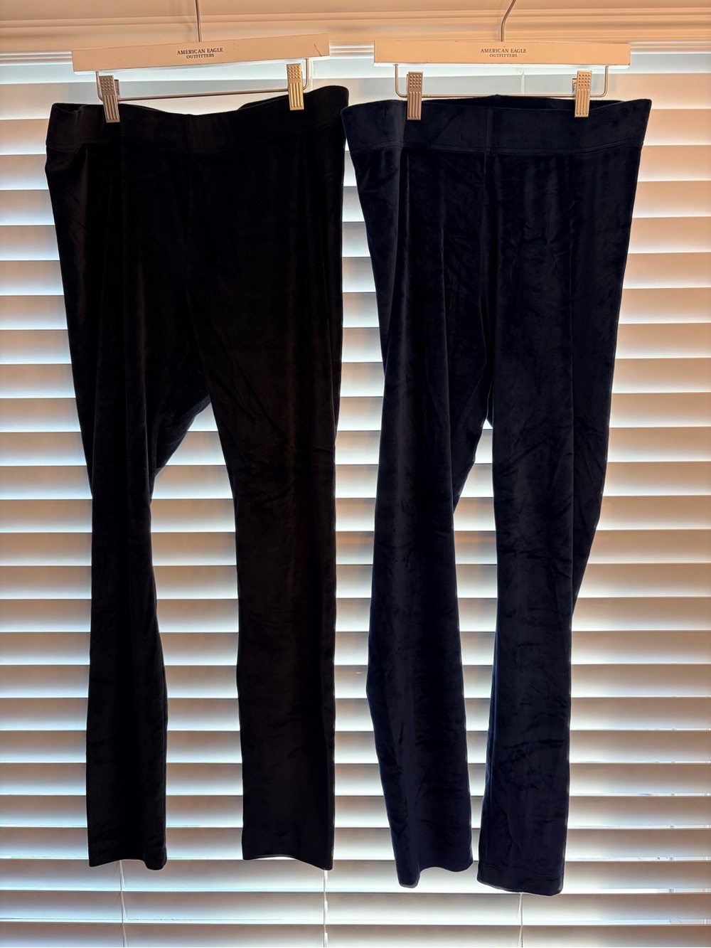 Old Navy Black Velvet Pull-On women’s Leggings